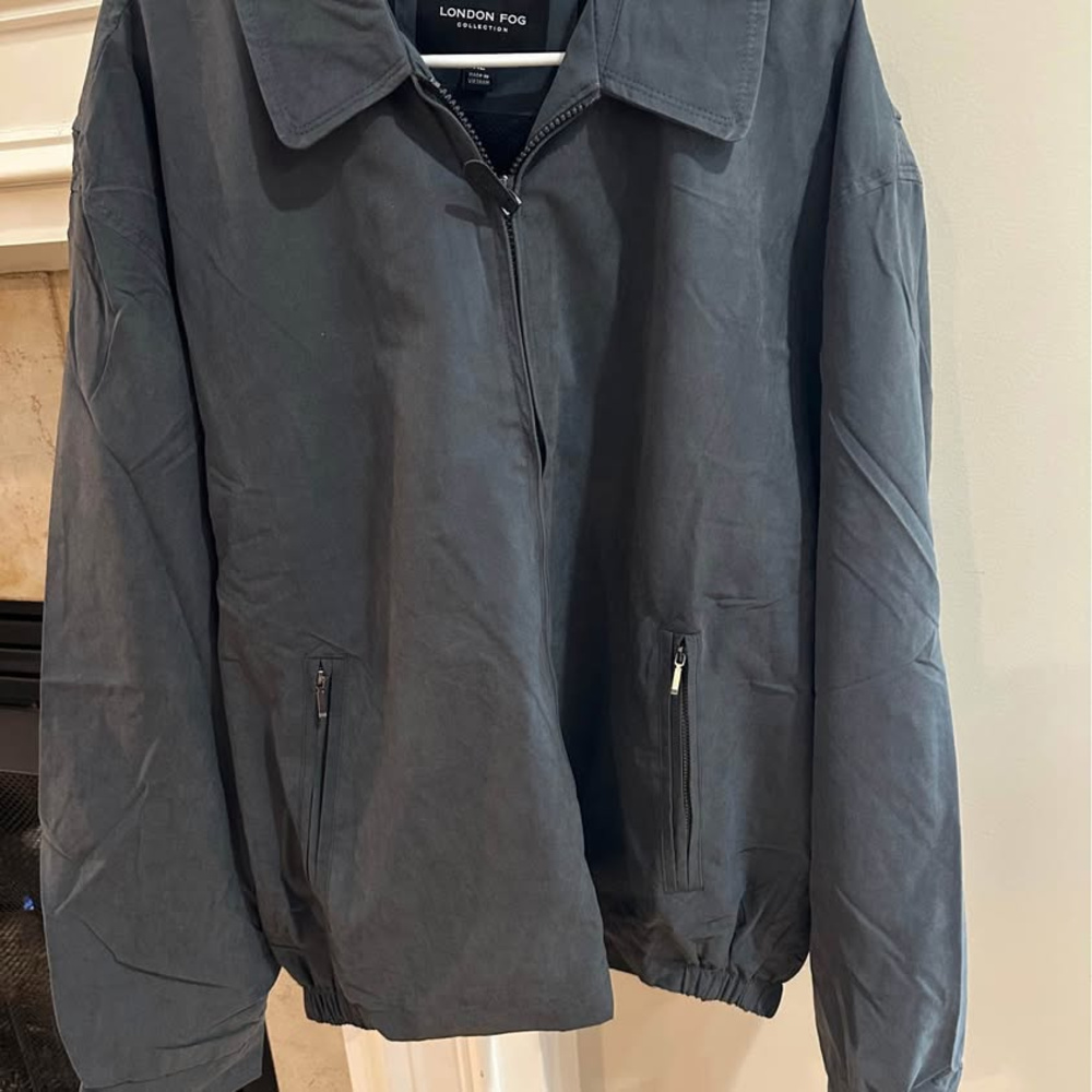 Men’s gray London Fog golf jacket